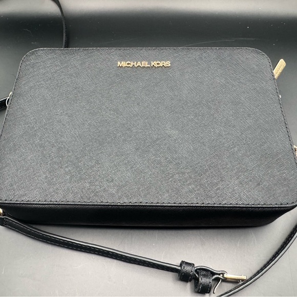 Michael Kors Jet Set Saffiano Leather Crossbody - Picture 1 of 3